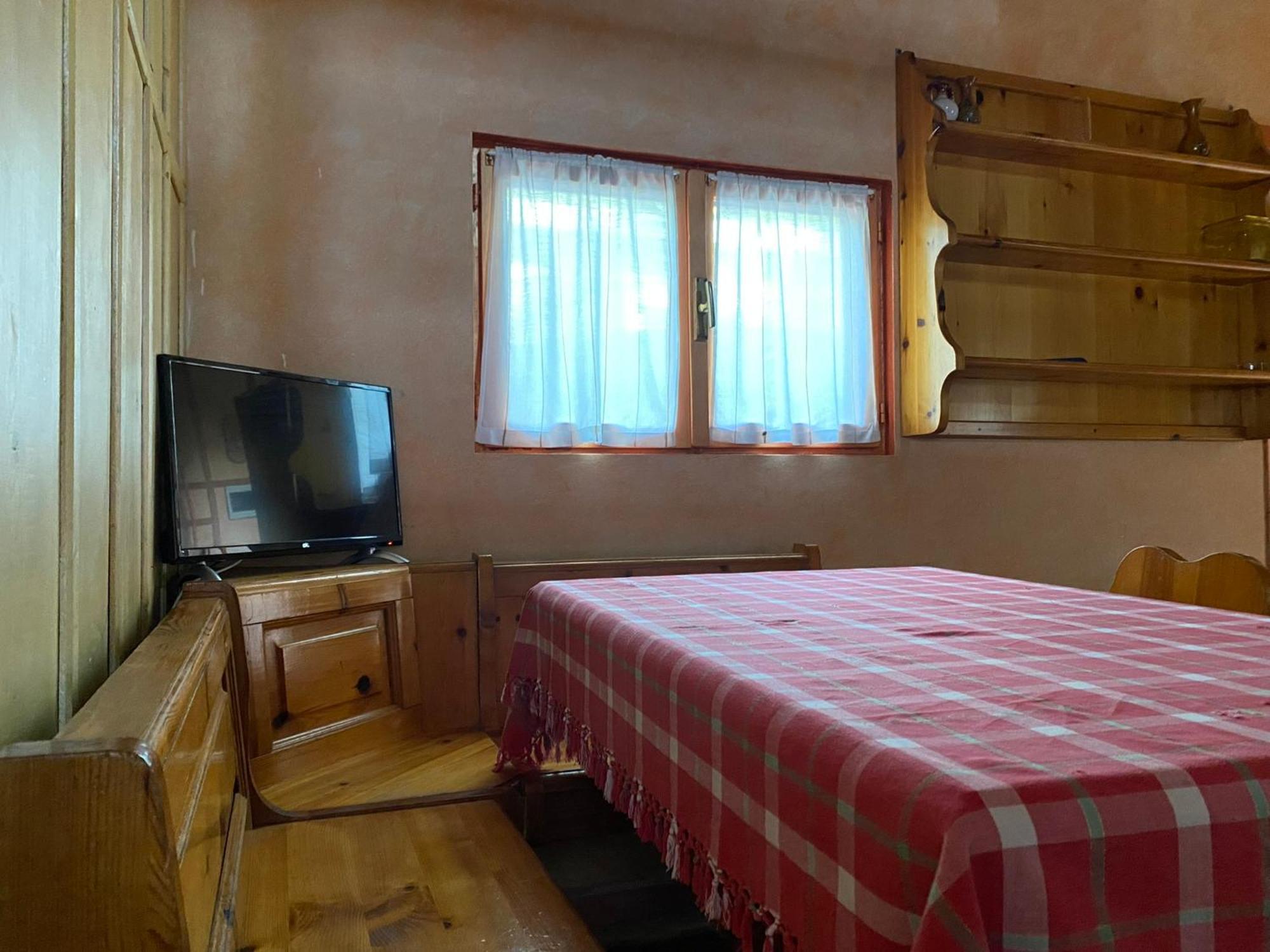 Camping Montorfano Bagian luar foto