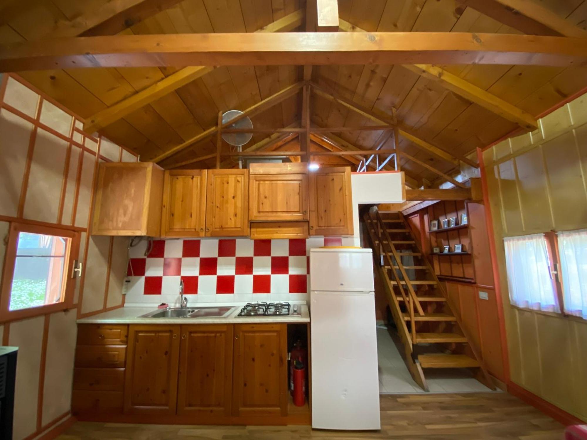 Camping Montorfano Bagian luar foto