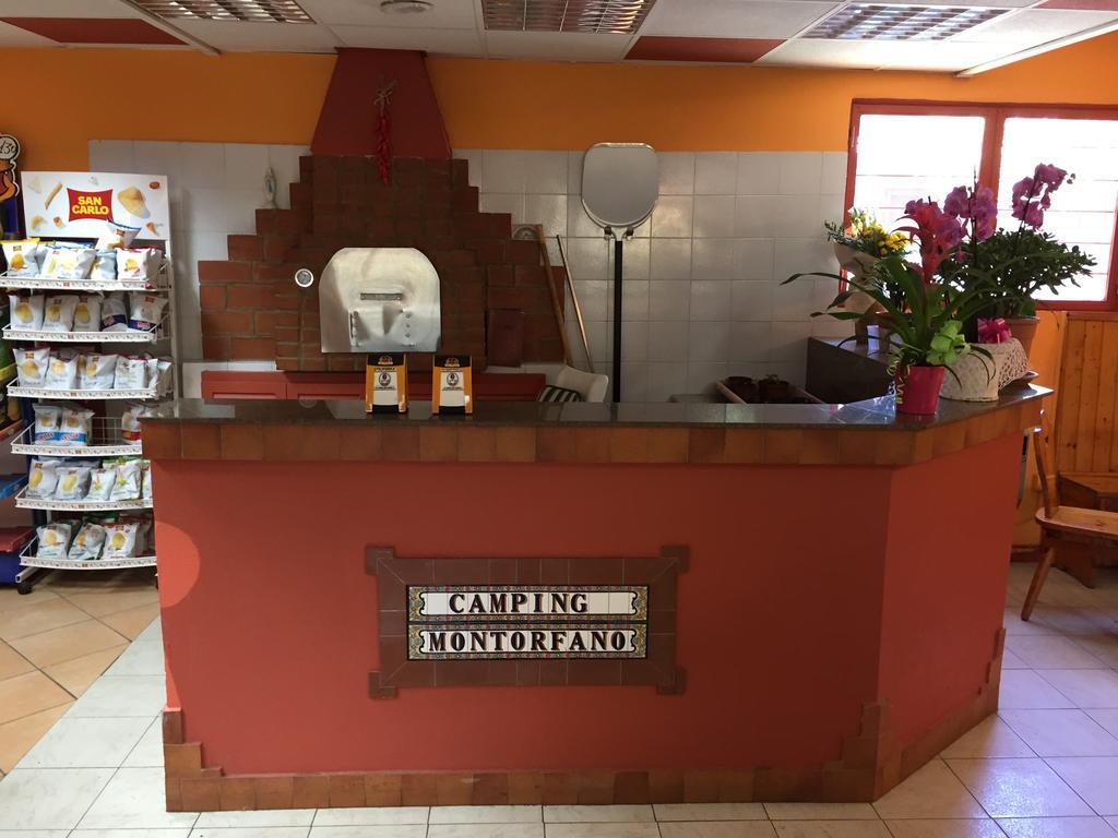 Camping Montorfano Bagian luar foto