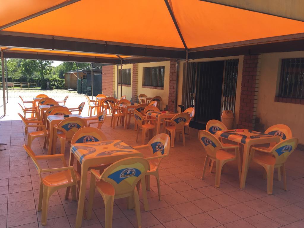 Camping Montorfano Bagian luar foto