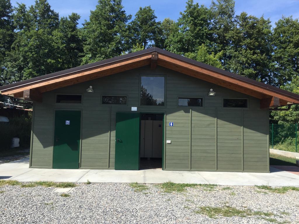 Camping Montorfano Bagian luar foto