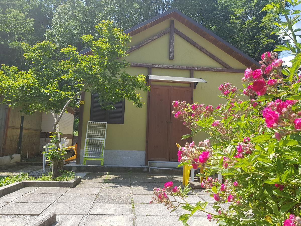 Camping Montorfano Bagian luar foto